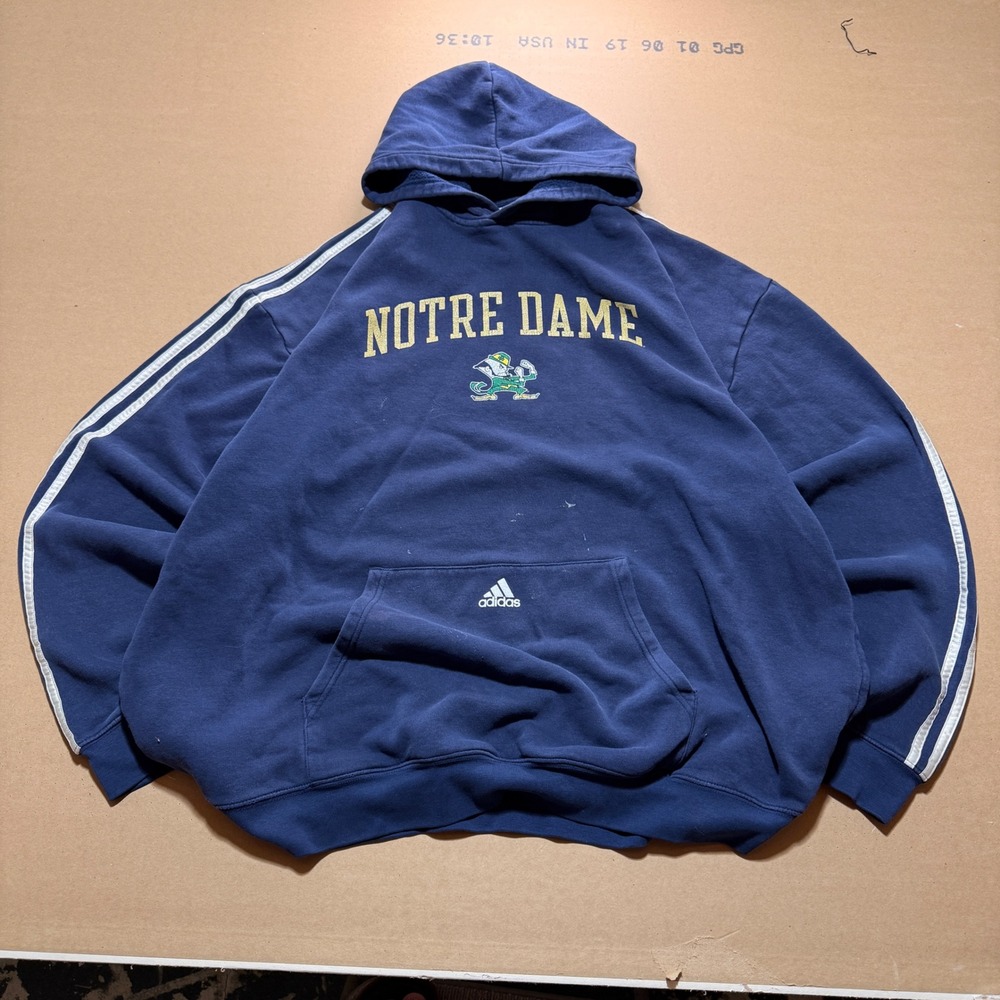Vintage Adidas Notre Dame Hoodie 2XL Navy Blue Fair Paint Splatter 3 Stripe